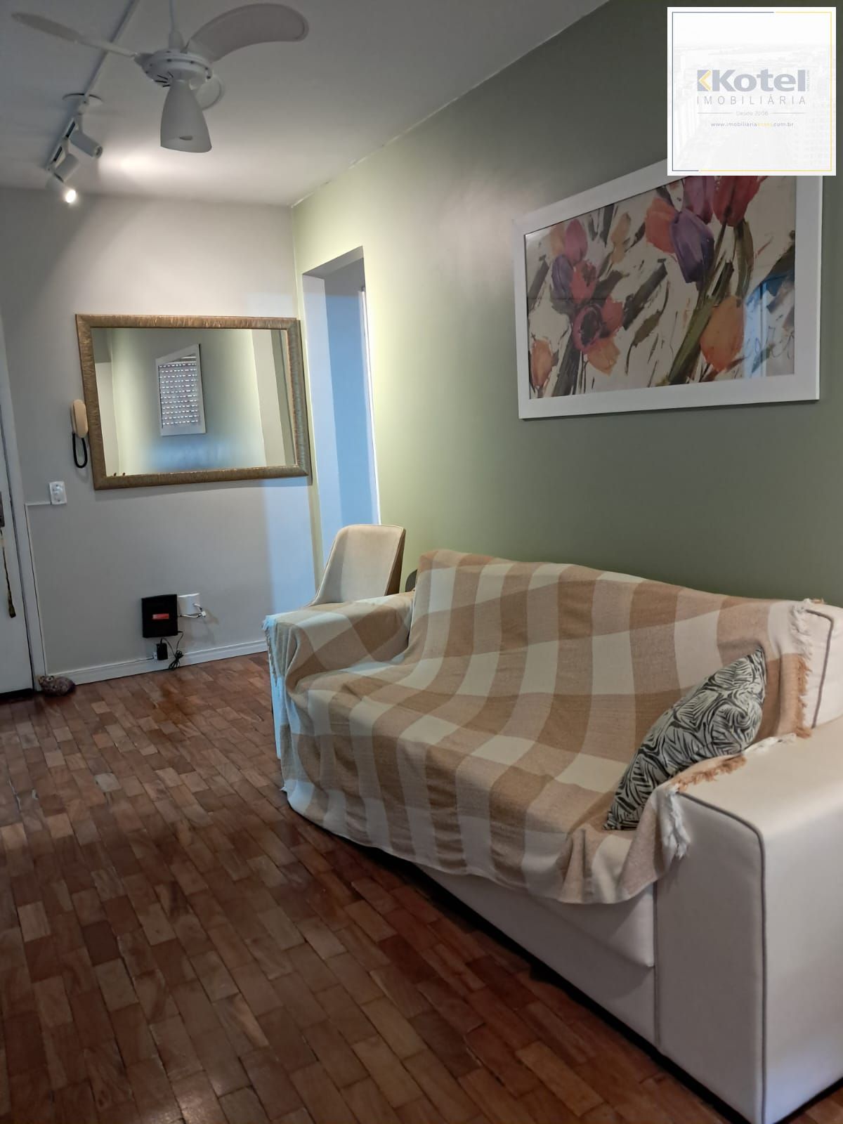 Apartamento de 2 dormitórios