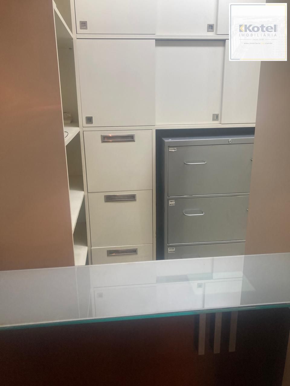 Sala Comercial à Venda na Rua dos Andradas – 47,10m² Semi Mobiliada – Excelente Oportunidade no Centro