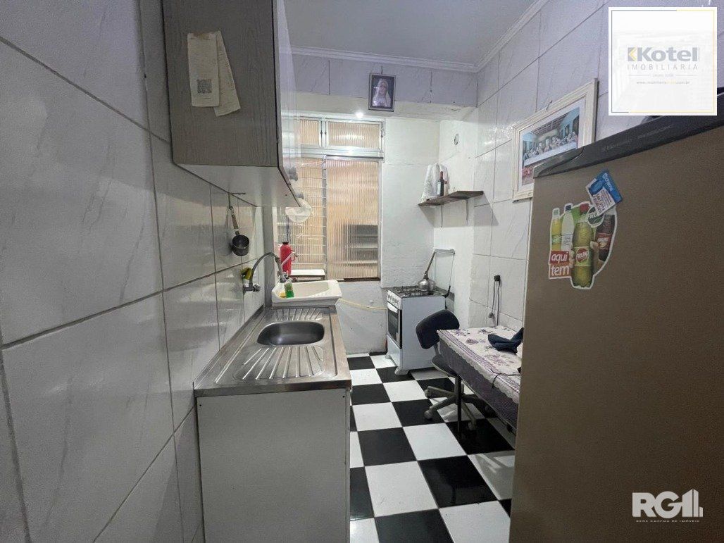 APARTAMENTO DE 2 DORMITÓRIOS NO CENTRO HISTÓRICO.