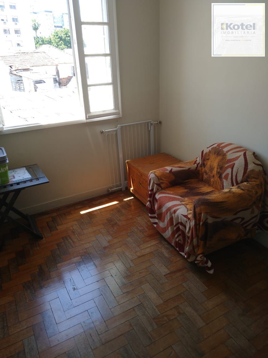 Excelente oportunidade para quem busca conforto, espaço e localização privilegiada em uma das regiões mais valorizadas de Porto Alegre. — foto 3