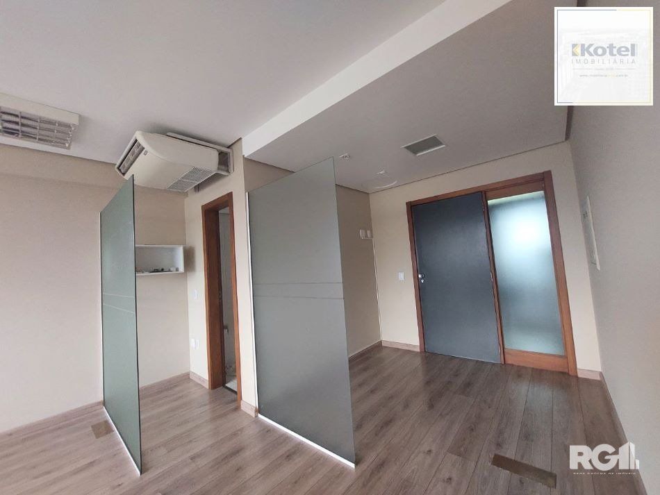 Conjunto Comercial com Portaria 24 Horas e Auditório