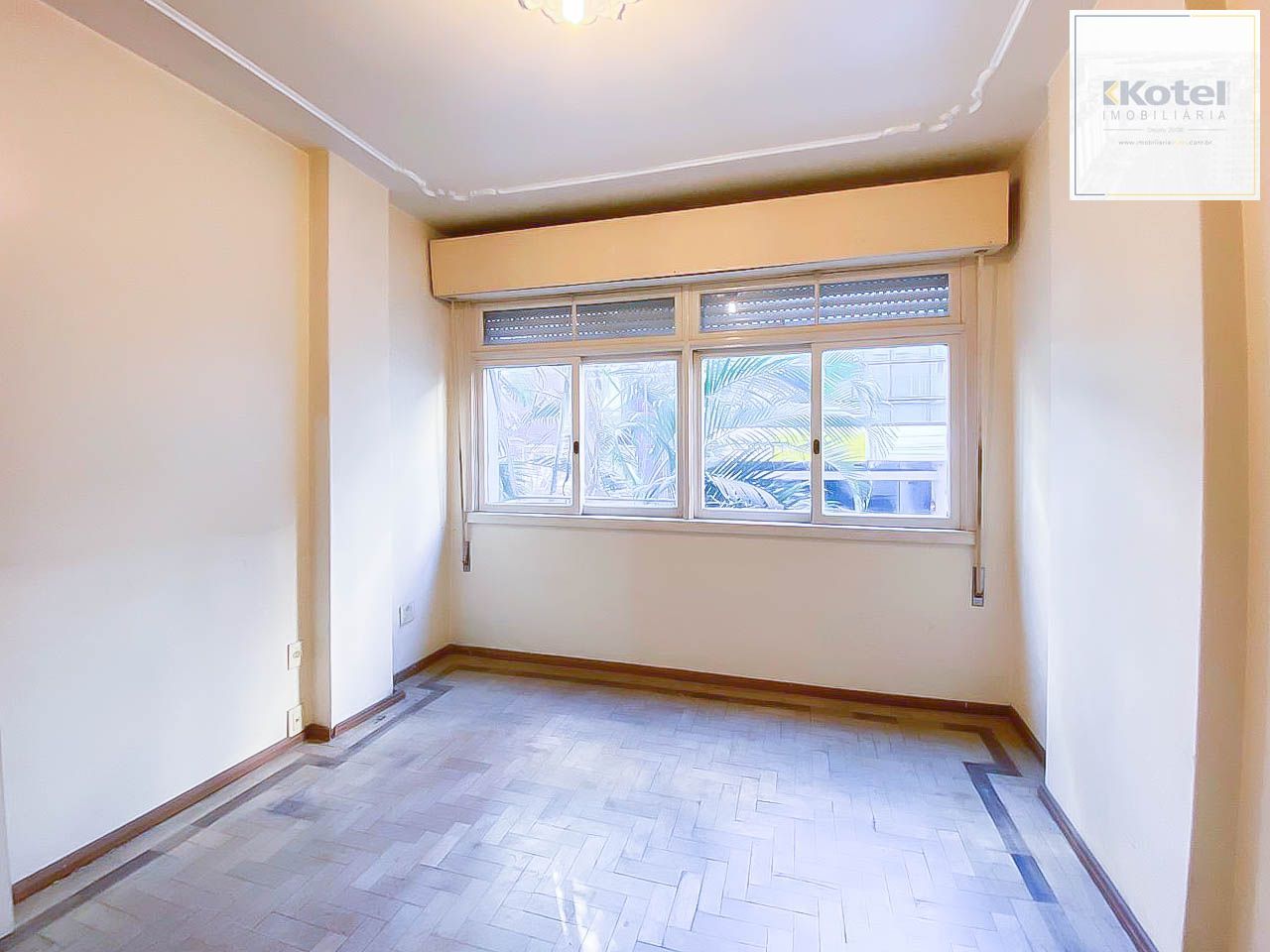 Apartamento amplo de 3 dormitórios, ensolarado, com portaria 24h próximo à UFRGS — foto 2