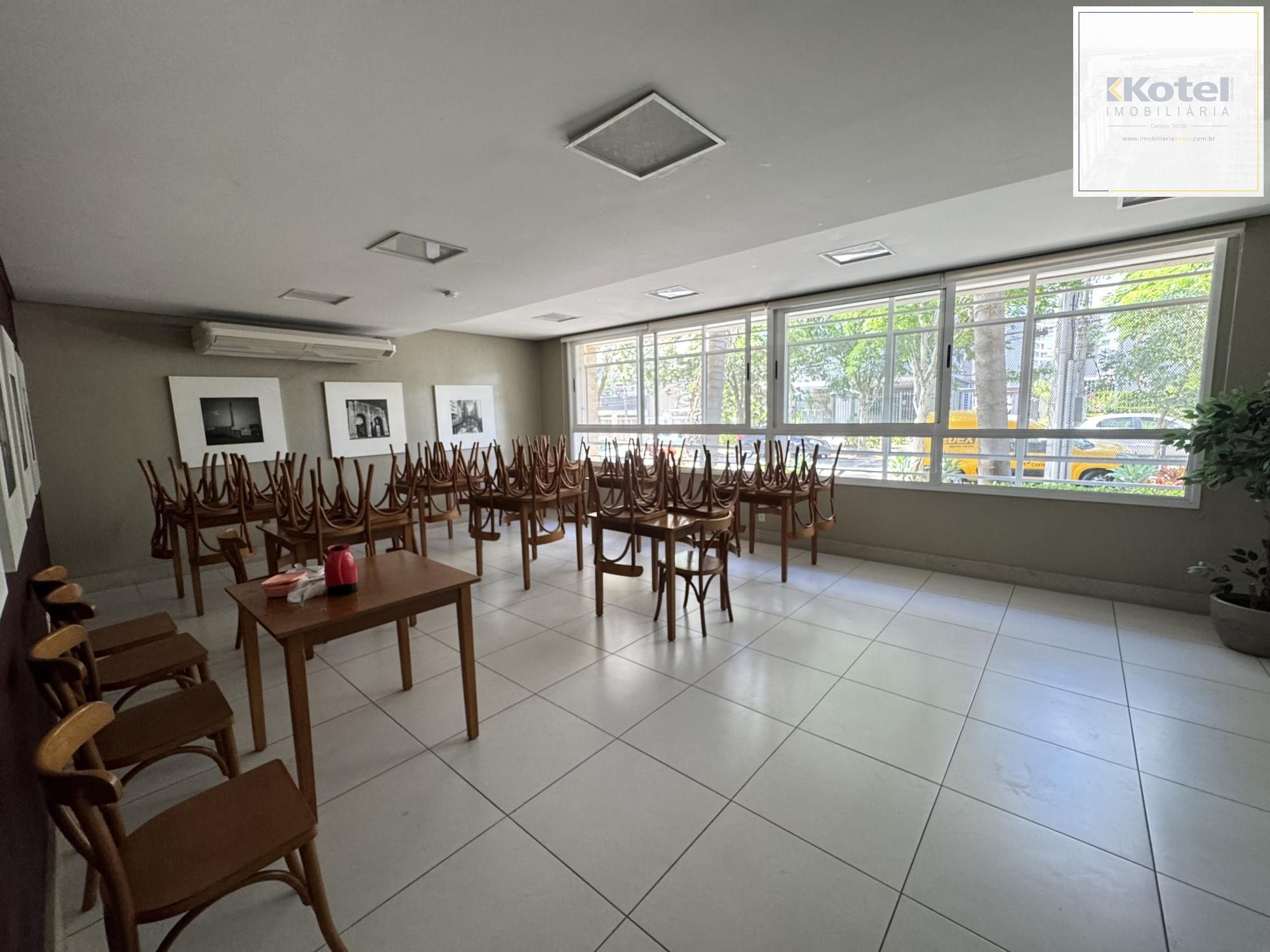 Apartamento de 3 dormitórios, suite, garagem - Menino Deus — foto 4