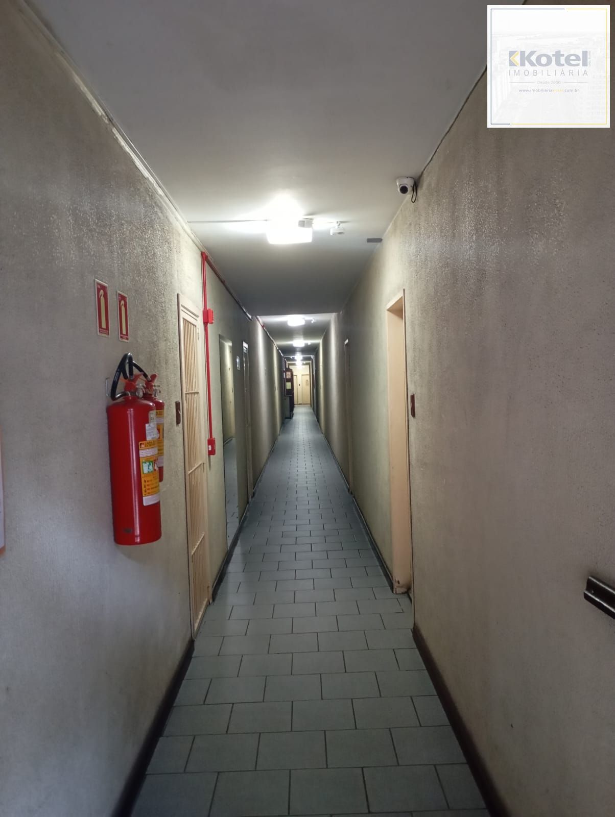 apartamento-corredor-de-entrada