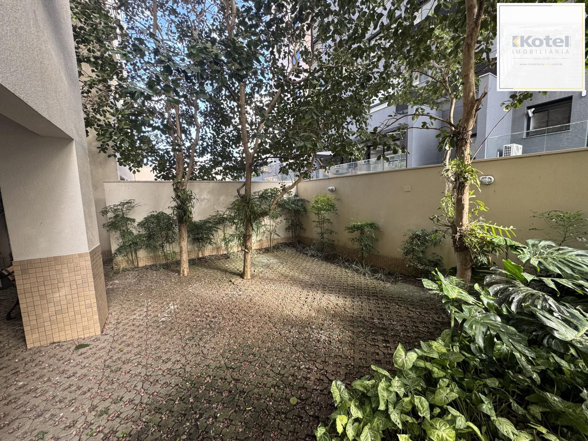Apartamento em andar alto, posição solar norte/nascente, com excelente iluminação e ventilação natural. — foto 5