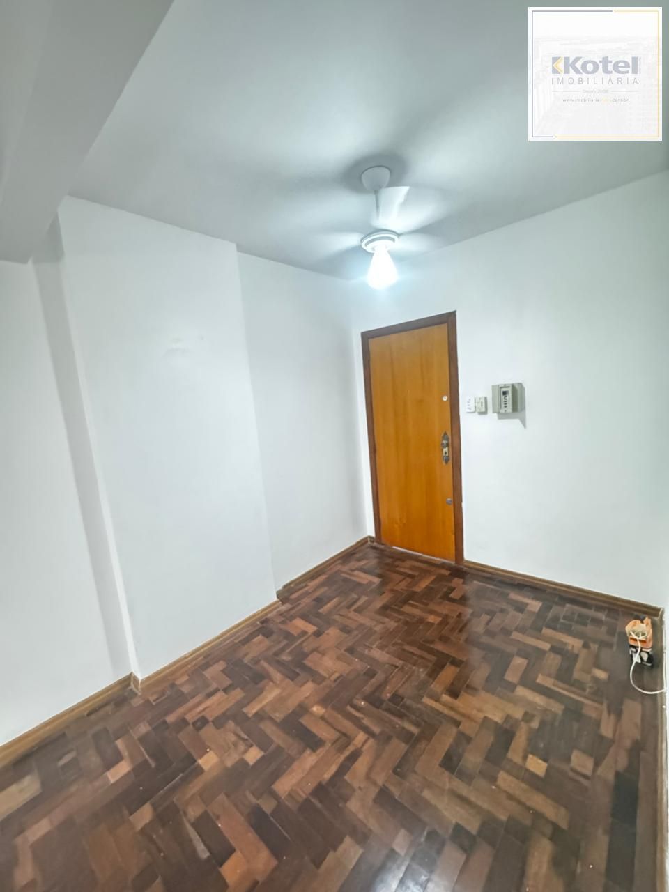 **Sala Comercial no Centro Histórico de Porto Alegre**