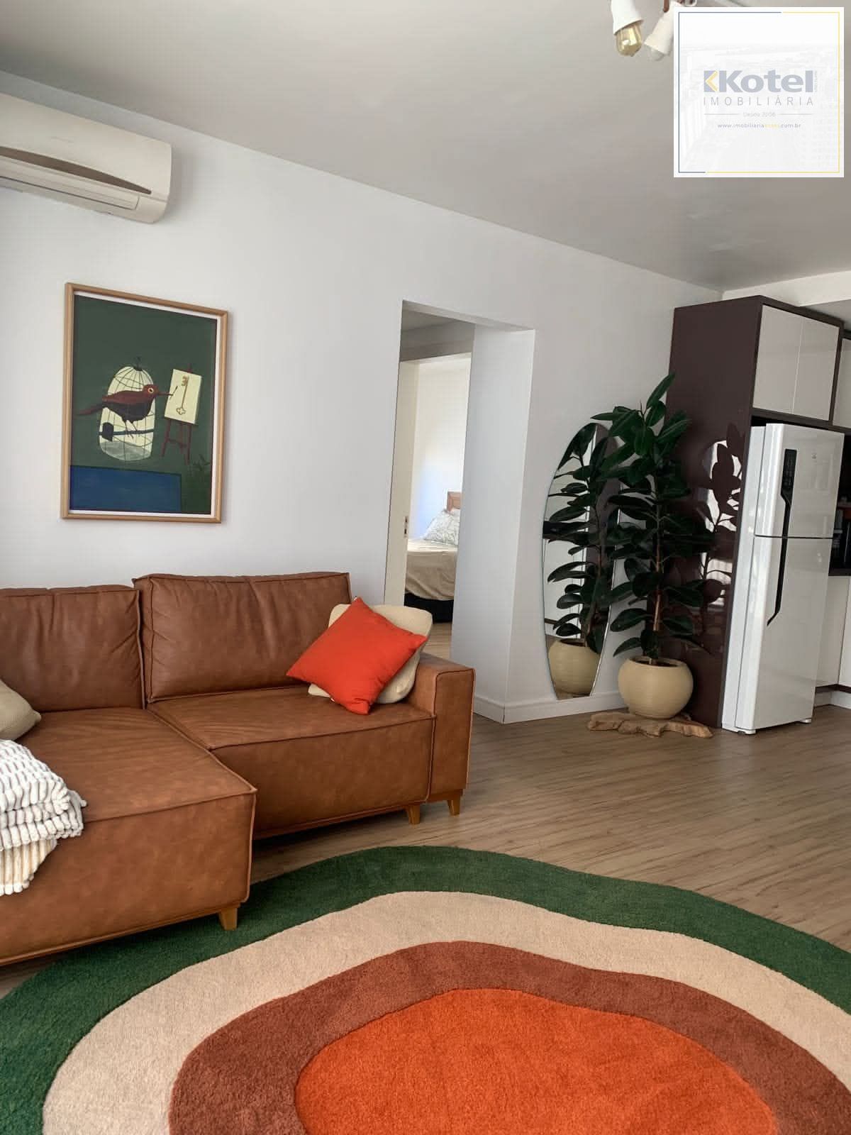 APARTAMENTO DE 2DORMITÓRIOS COM VAGA DE GARAGEM, EM PRÉDIO COM EXCELENTE PADRÃO CONSTRUTIVO.