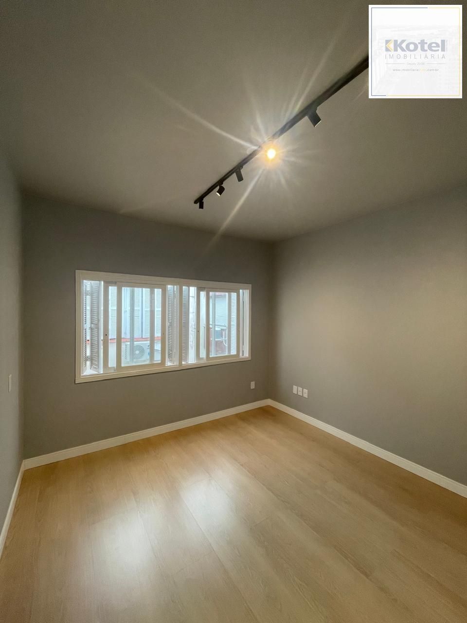 Kitnet, à venda, 24 m², Cidade Baixa - Porto Alegre — foto 4