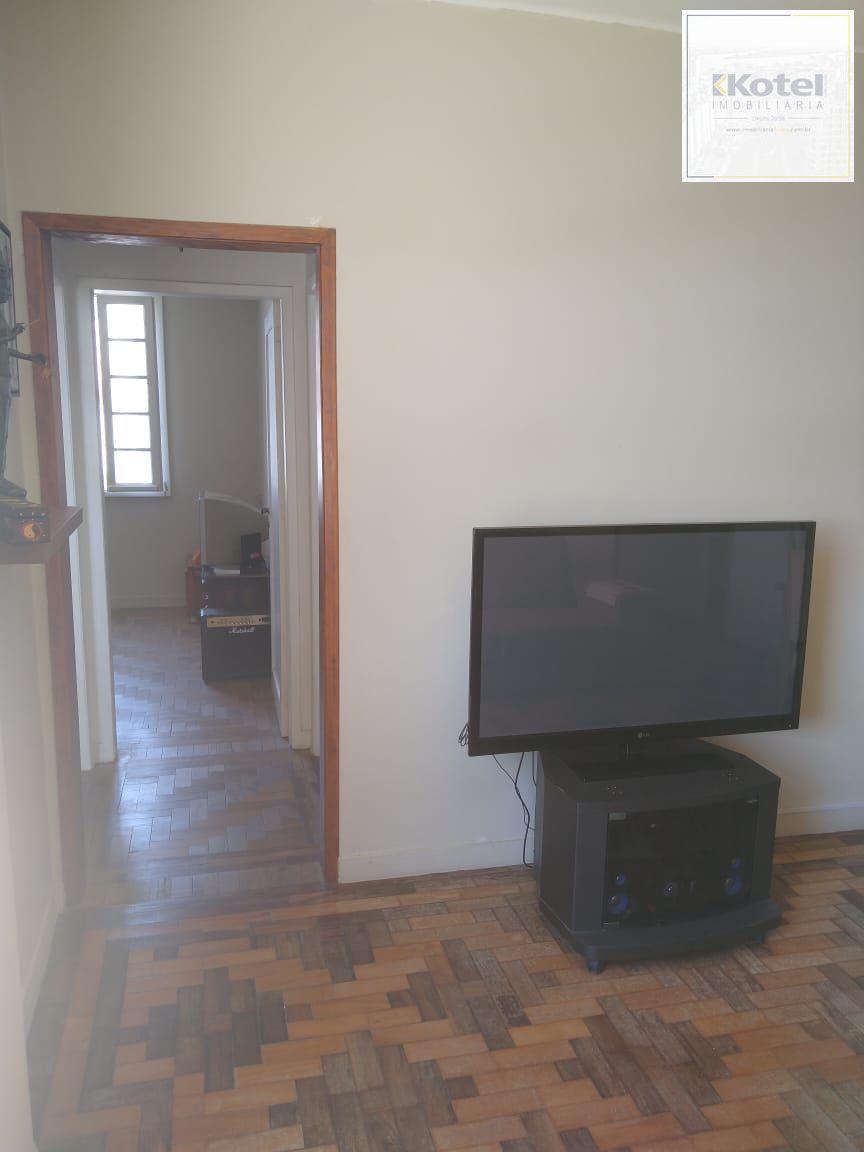 Excelente oportunidade para quem busca conforto, espaço e localização privilegiada em uma das regiões mais valorizadas de Porto Alegre. — foto 4