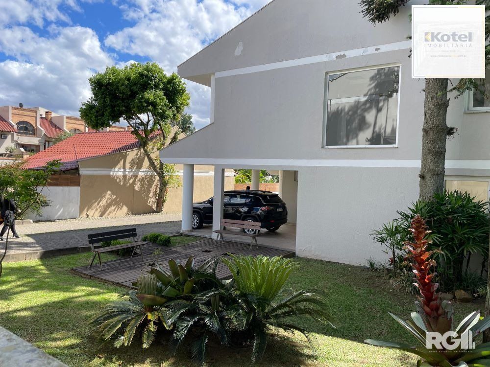 CASA A VENDA CONDOMINIO PEDRA REDONDA 03 DORMITORIOS