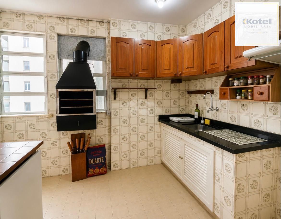 Cozinha-Churrasqueira.