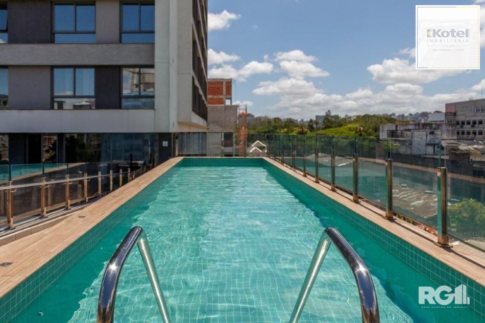 FACHADA-DO-CONDOMINIO-DE-ALTO-PADRAO