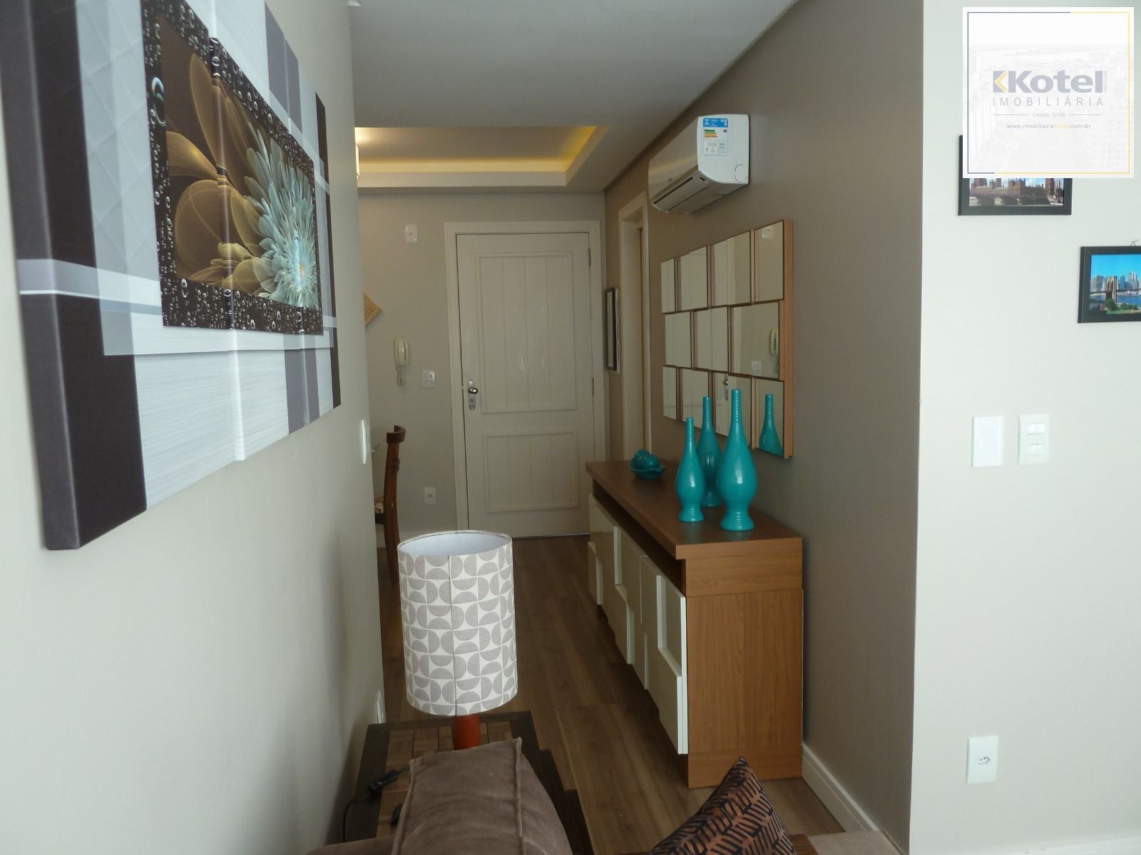 Apartamento de 1 Dormitório com Suíte e Vaga Escriturada na Cidade Baixa