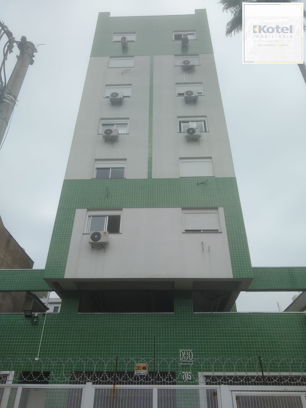 Apartamento 2 Dormitórios com Garagem à Venda no Menino Deus – Investidor | Porto Alegre