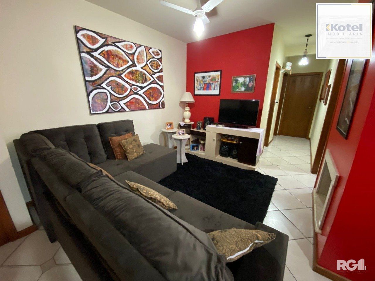Apartamento de 3 dormitórios com uma vaga de garagem dupla — foto 2