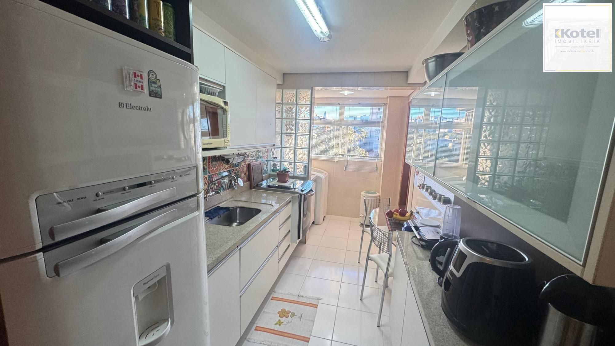 Cozinha-Armario sob medida.