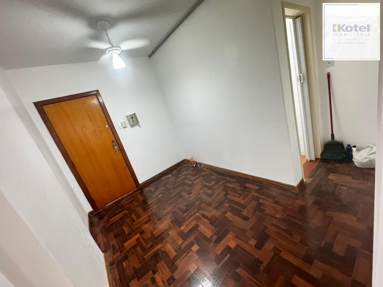 **Sala Comercial no Centro Histórico de Porto Alegre**