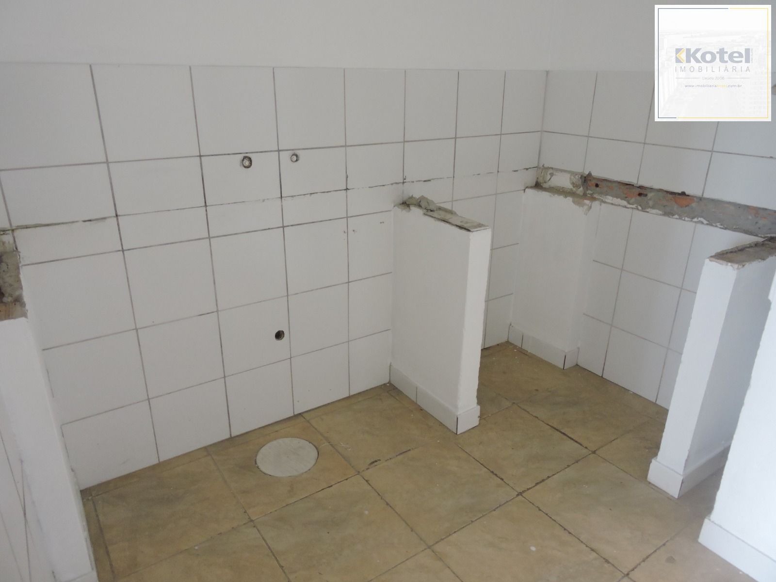 Loja-Pavilhao-Bairro-Gloria. — foto 2
