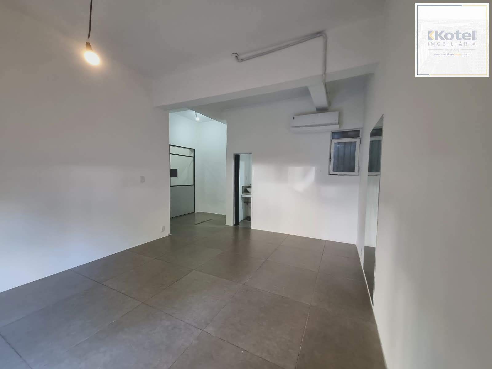 Loja à venda, 41m², Santana - Porto Alegre