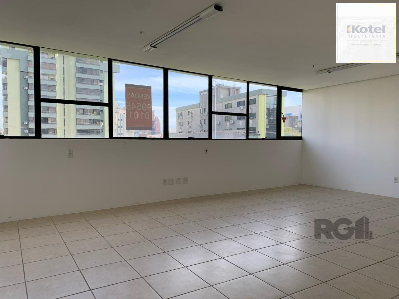 Sala Comercial à venda, 48m², Santana - Porto Alegre — foto 5