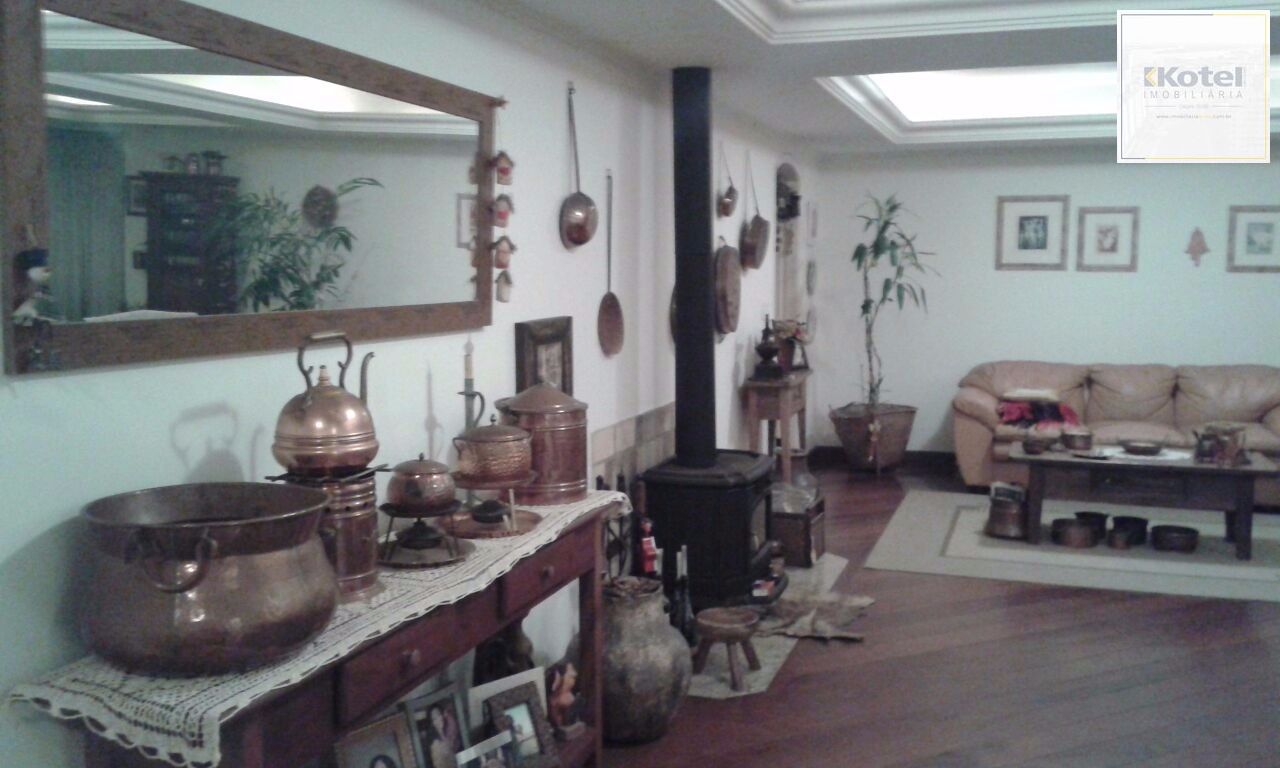 Casa para Venda - 430m², 3 dormitórios, sendo 1 suites, 4 vagas - Jardim Isabel — foto 4