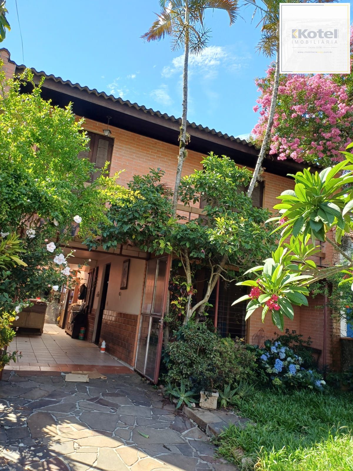 Casa 4 quartos à venda, 200m², Partenon - Porto Alegre — foto 2