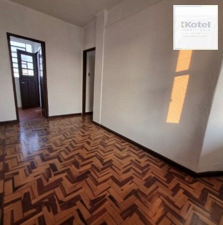 Apartamento de frente com 1 dormitório para venda no bairro Cidade Baixa em Porto Alegre/RS.