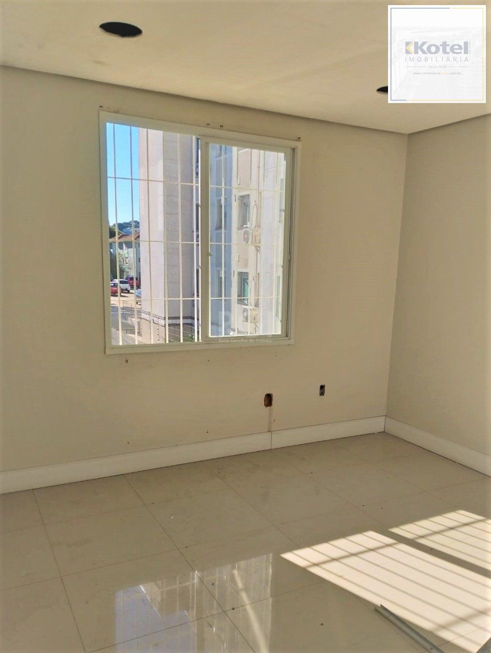 Casa Comercial para Venda - 250m², 0 dormitórios, 10 vagas - Glória — foto 3