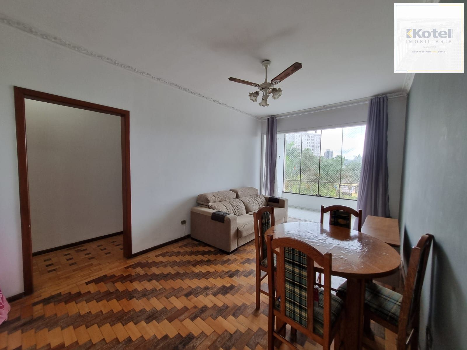 Apartamento de 3 dormitórios para venda no Bairro Azenha — foto 3