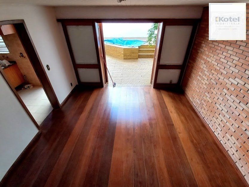 Casa para Venda - 224m², 3 dormitórios, sendo 1 suites, 3 vagas - Santana — foto 2