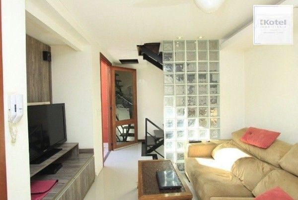 Casa sobrado em Condomínio com 4 pisos de 3 dormitórios sendo 3 suítes para venda na Av. Lucas de Oliveira no bairro Bela Vista em Porto Alegre/RS. — foto 5