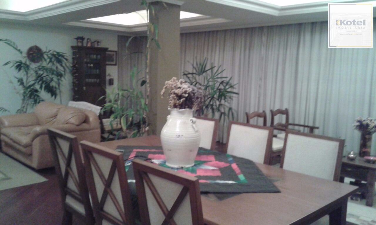 Casa para Venda - 430m², 3 dormitórios, sendo 1 suites, 4 vagas - Jardim Isabel — foto 2
