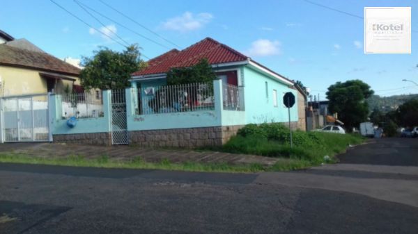 Casa para Venda - 115m², 3 dormitórios, 3 vagas - Medianeira — foto 2