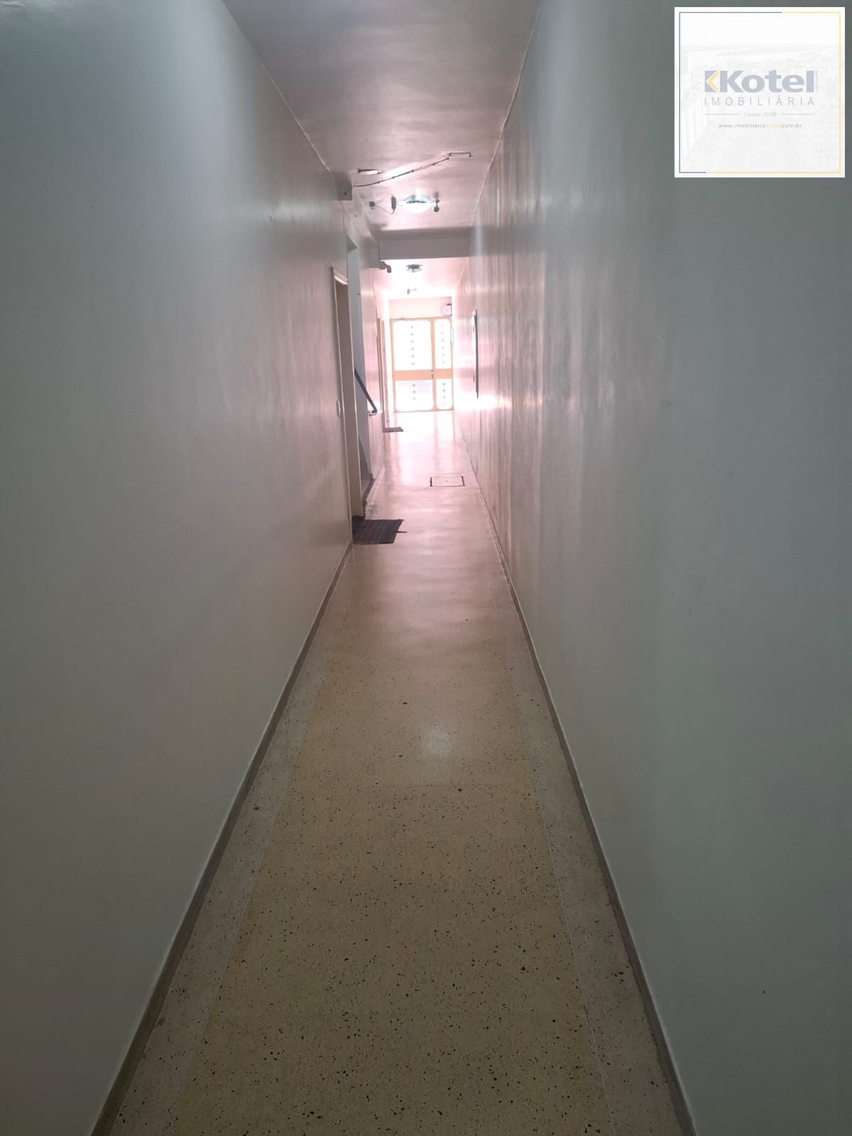Kitnet à venda, 30m², Santana - Porto Alegre — foto 3