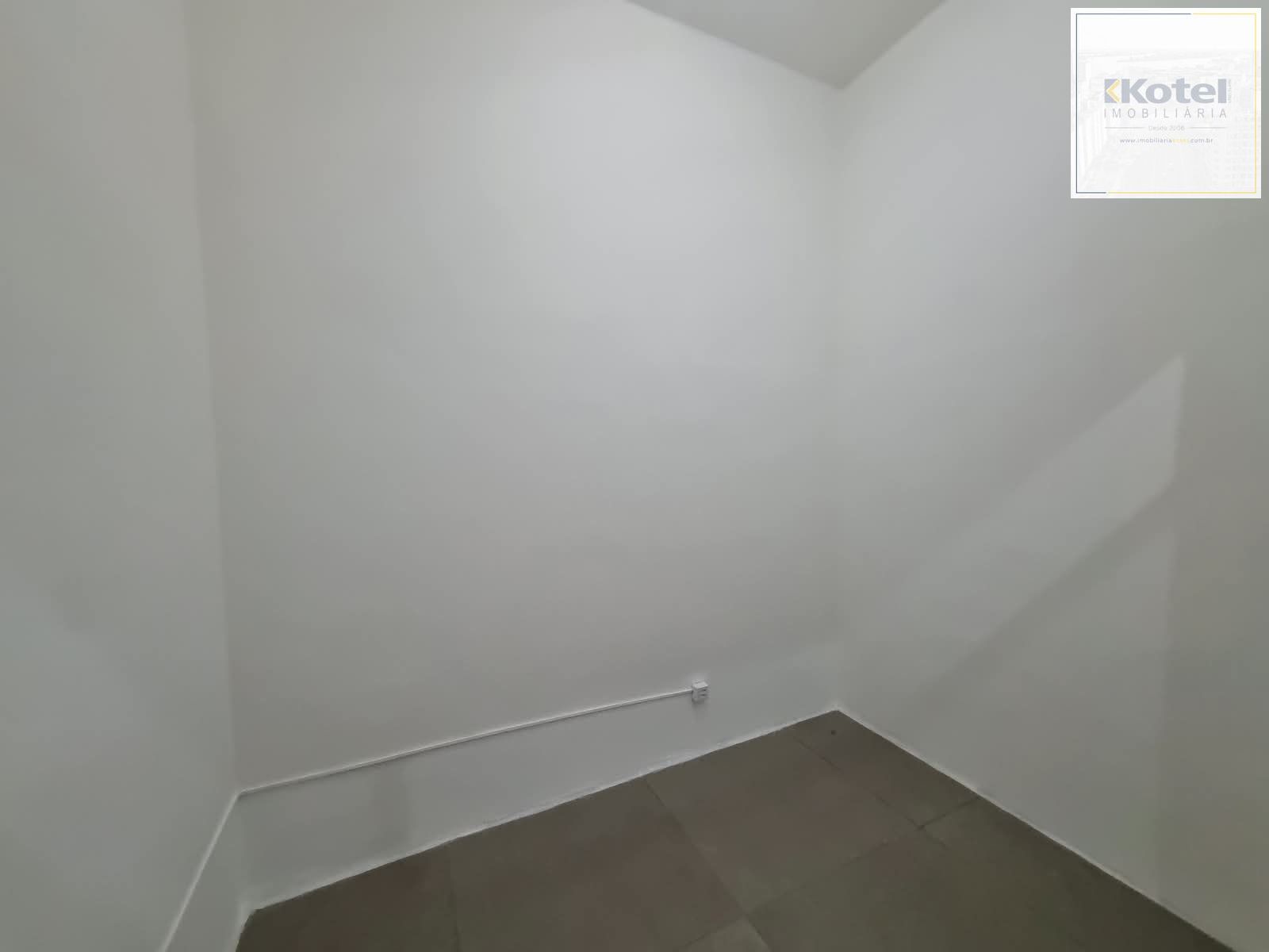 Loja, à venda, 41 m², Santana - Porto Alegre — foto 2