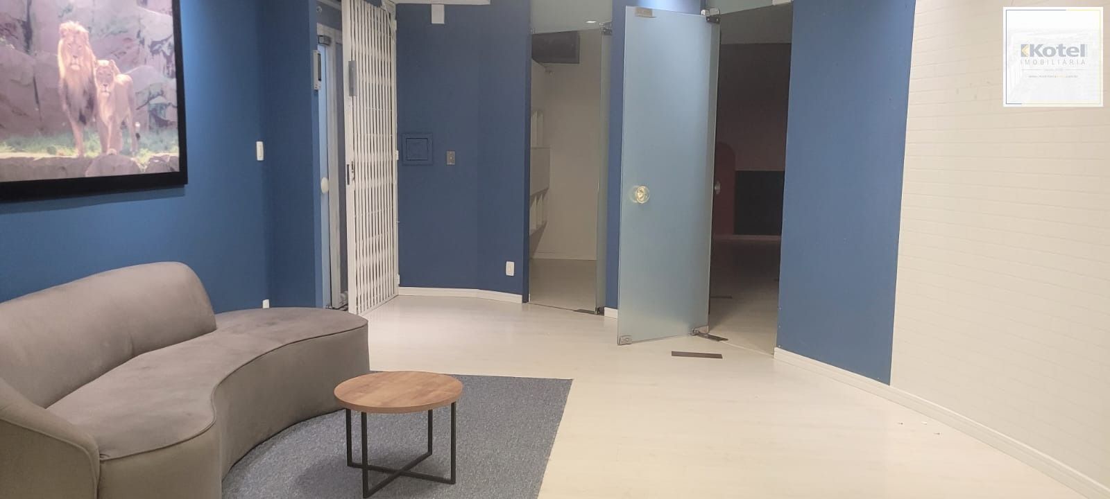 Sala Comercial à venda, 273m², Centro Histórico - Porto Alegre