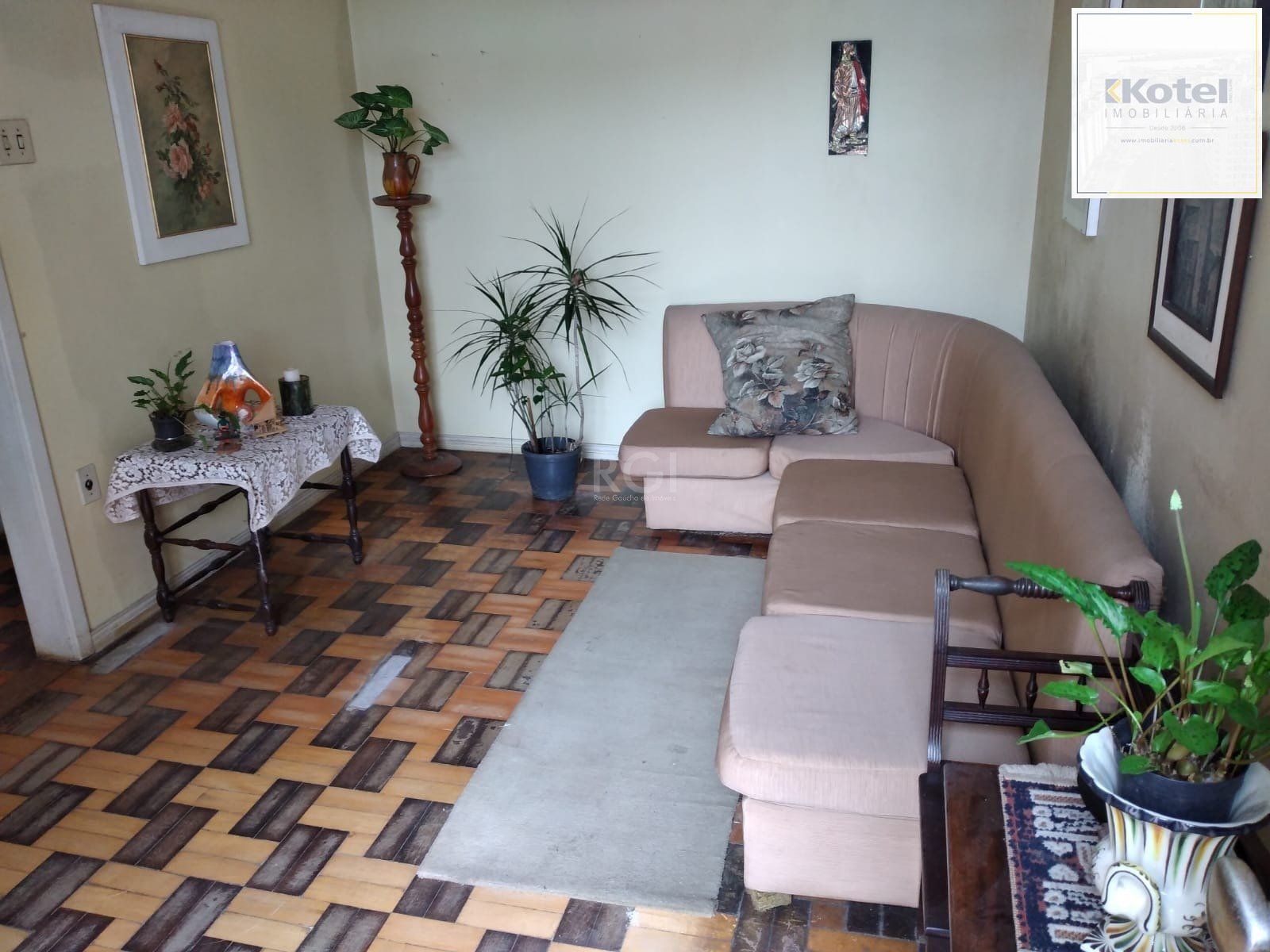Casa para Venda - 85m², 3 dormitórios, 1 vaga - Petrópolis — foto 2
