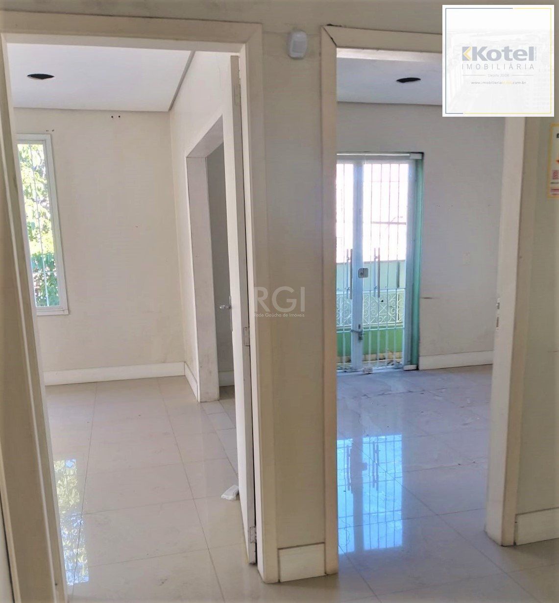 Casa Comercial para Venda - 250m², 0 dormitórios, 10 vagas - Glória — foto 2
