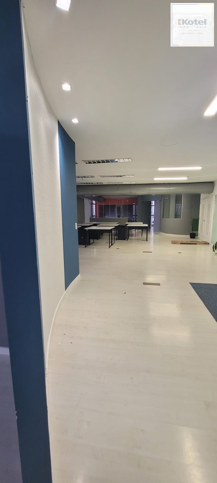 Sala Comercial à venda, 273m², Centro Histórico - Porto Alegre