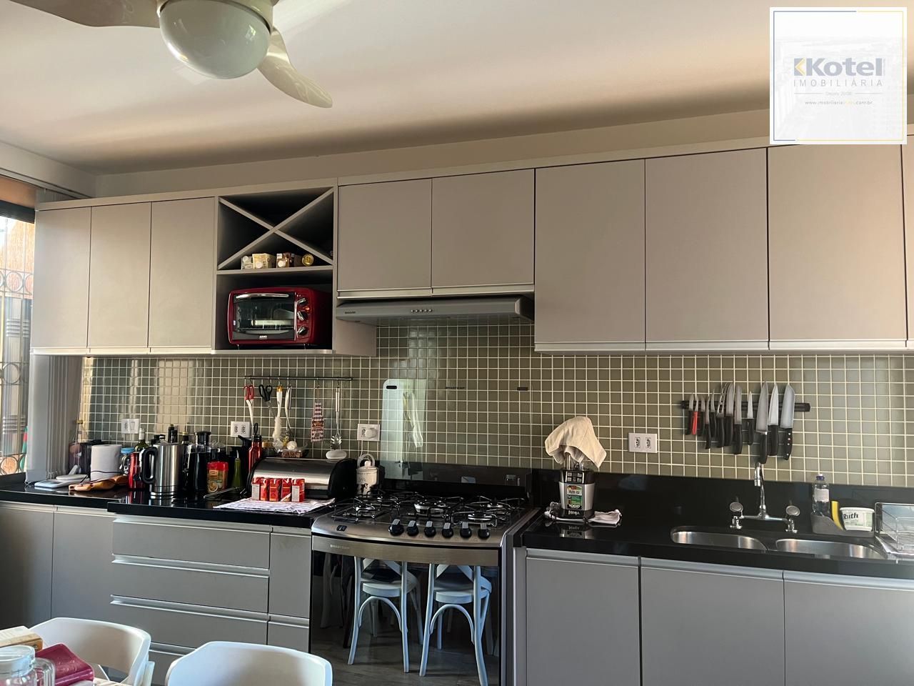 Casa 3 quartos à venda, 470m², Santo Antônio - Porto Alegre