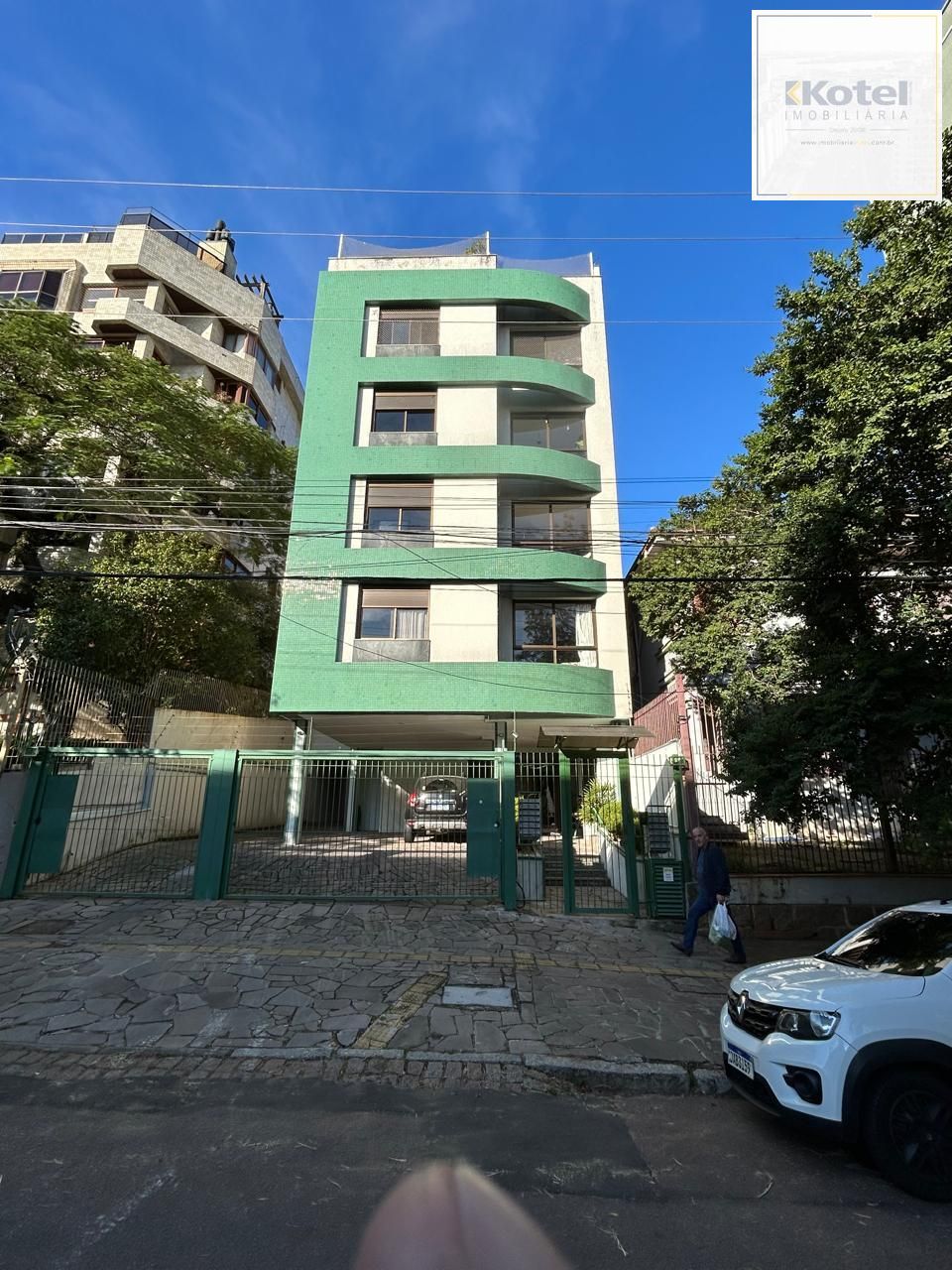 Apartamento Garden, 2 quartos, à venda, 105 m², Petrópolis - Porto Alegre — foto 2