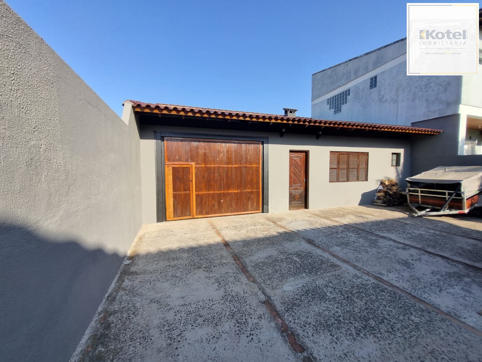 Casa para Venda - 177m², 4 dormitórios, sendo 1 suites, 2 vagas - Partenon — foto 4