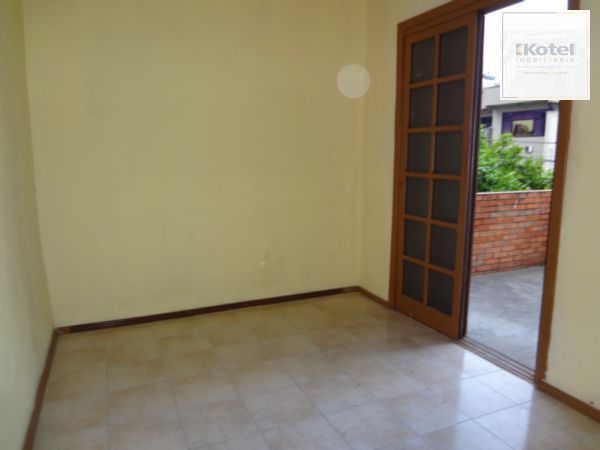 Casa para Venda - 190m², 3 dormitórios, sendo 1 suites, 1 vaga - Partenon — foto 2