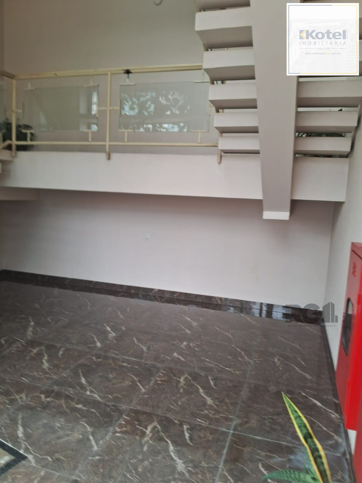 Sala Comercial à venda, 14m², São João - Porto Alegre — foto 5