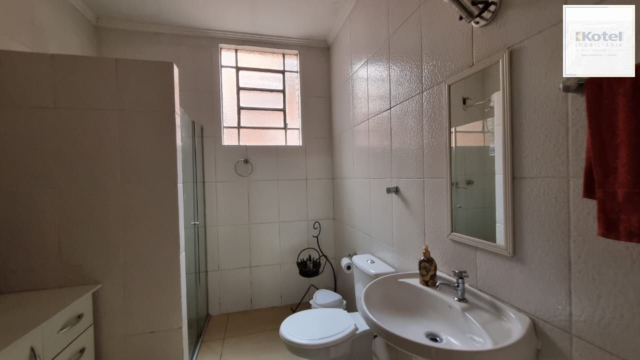 Casa estilo sobrado para venda de 3 dormitórios  com  2 vagas de garagem no bairro Cidade Baixa em Porto Alegre/RS. — foto 5