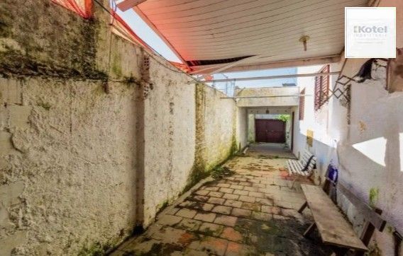 Casa para Venda - 308m², 3 dormitórios, sendo 1 suites, 2 vagas - Coronel Aparício Borges