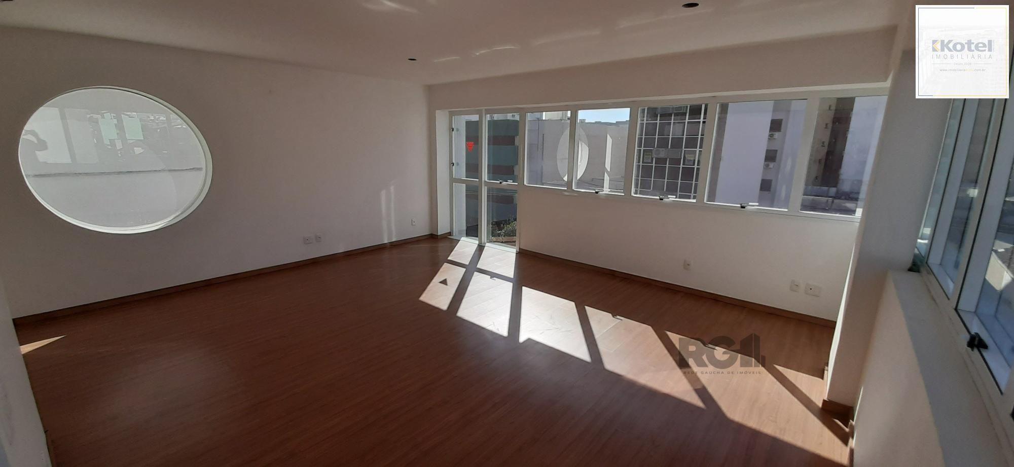 Sala Comercial à venda, 44m², Menino Deus - Porto Alegre