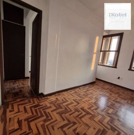 Apartamento de frente com 1 dormitório para venda no bairro Cidade Baixa em Porto Alegre/RS.