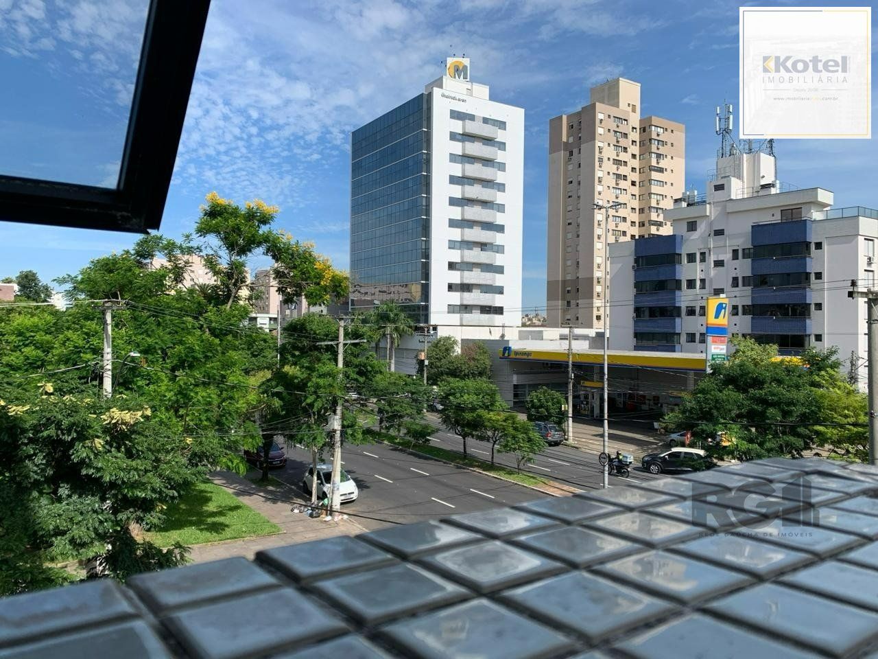 Sala Comercial à venda, 48m², Santana - Porto Alegre — foto 2