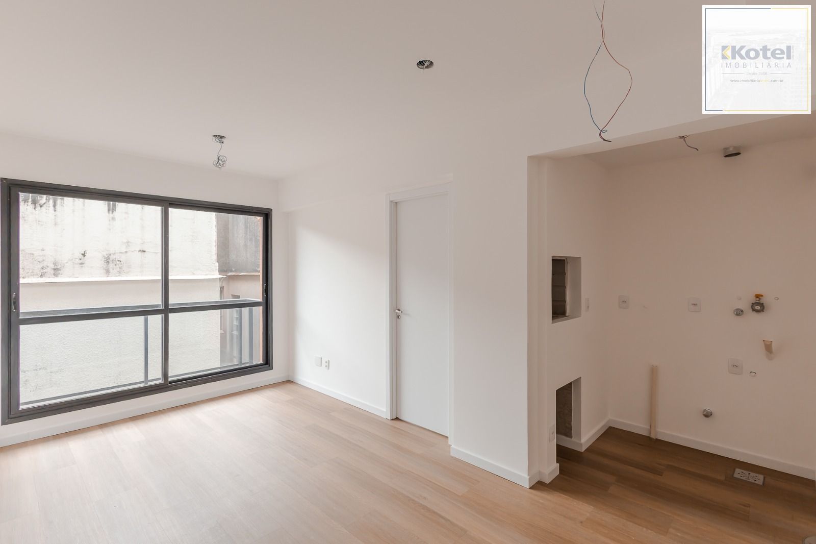 Apartamento, 2 suítes, à venda, 51 m², Petrópolis - Porto Alegre — foto 2